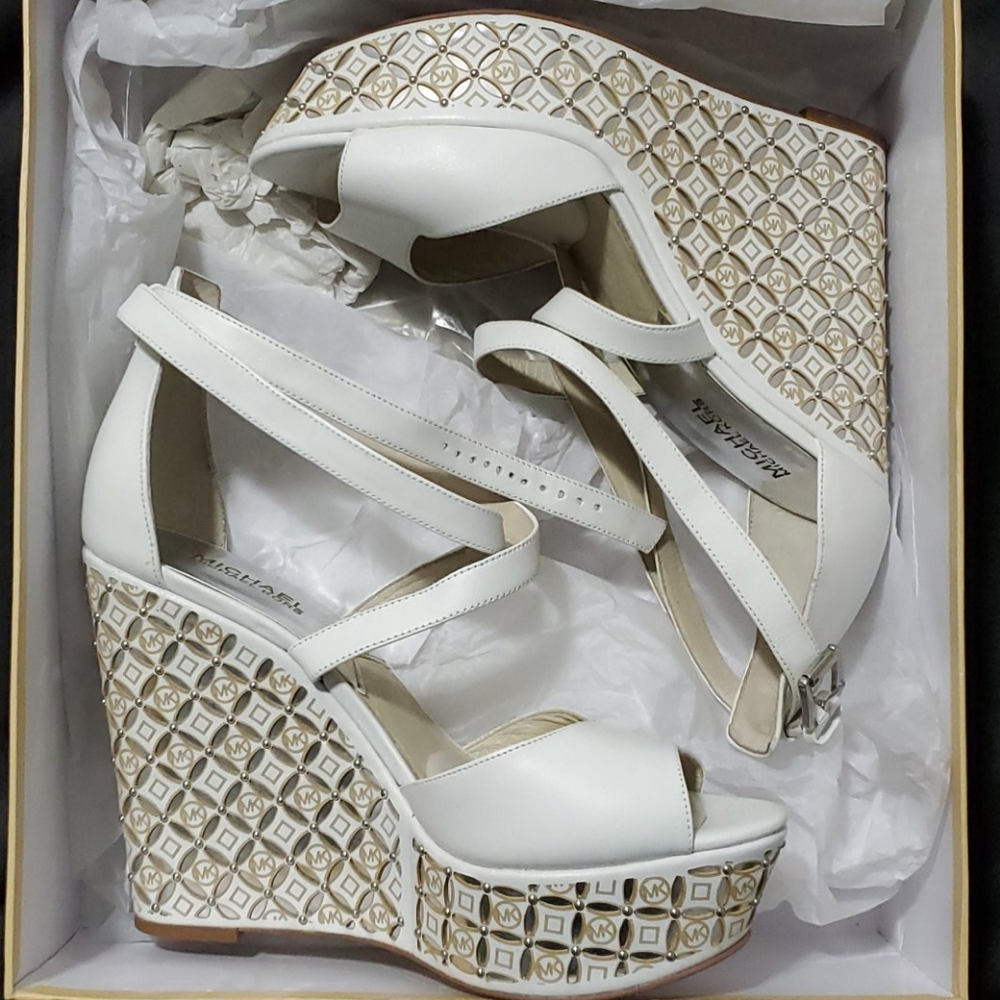 NIB!! Michael Kors Gabriella Optic White SZ 10